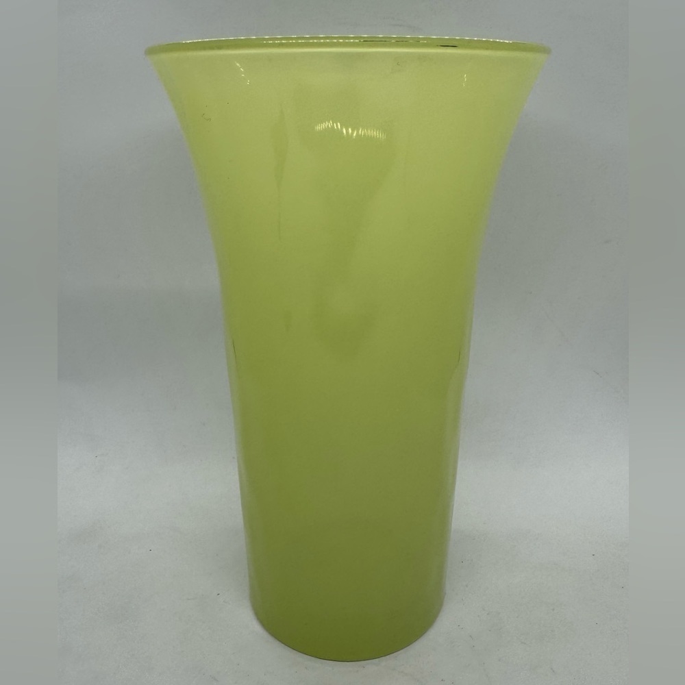 Vintage Green/Yellow Libbey Art Glass Company Rippled Translucent Vase